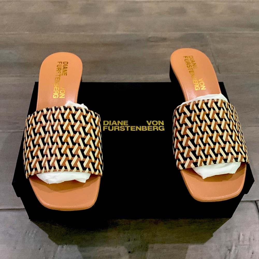 Diane Von Furstenberg Slides